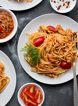 Spaghetti in Tomato with Chicken & Dill